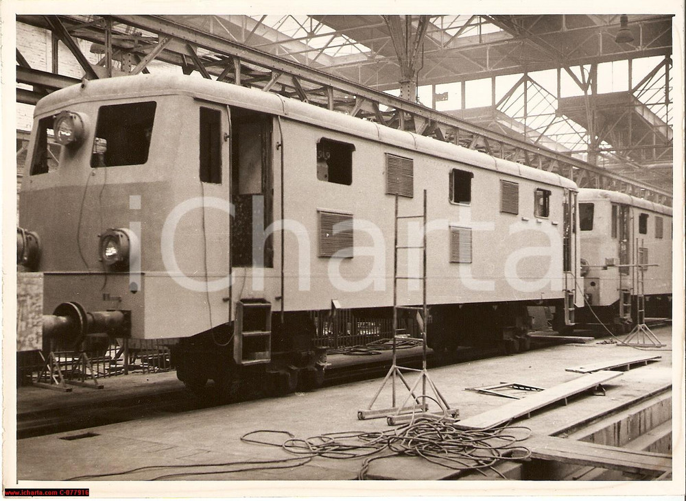 Fotografia d epoca originale 1950 Poland R.S.W. PRASA, diesel locomotive, treno 1