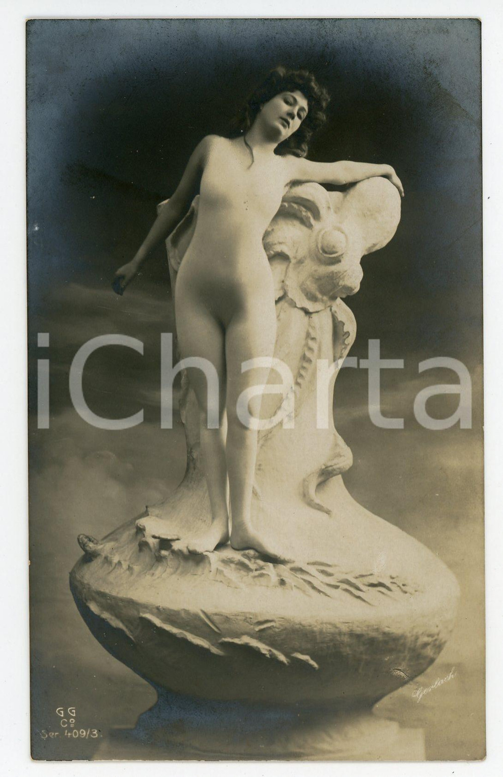 1910 ca VINTAGE EROTIC Bodystocking nude woman with octopus (2) RPPC Postcard  Fotografia seriale d'epoca, in formato cartolina postale.Editore Gerlach - Serie 409/3CONDIZIONI: GFORMATO: FP    originale e autentica 1
