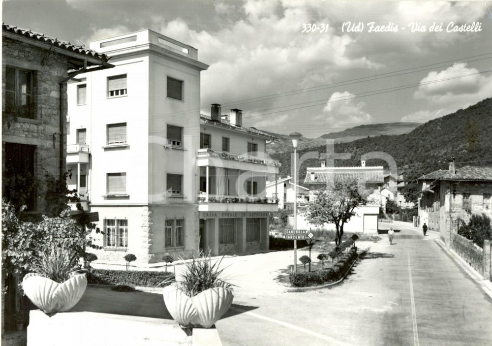 Cartolina originale da collezione 1967 FAEDIS (UD) Veduta Via Castelli - Cassa Rurale Artigiana *Cartolina animata 1