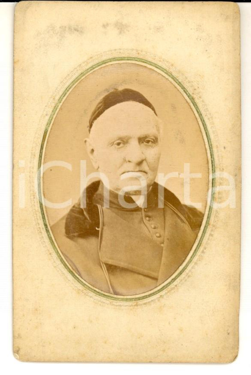 Fotografia d epoca originale 1880 ca ALESSANDRIA Ritratto di vescovo in veste invernale Foto CASTELLANI CDV 1