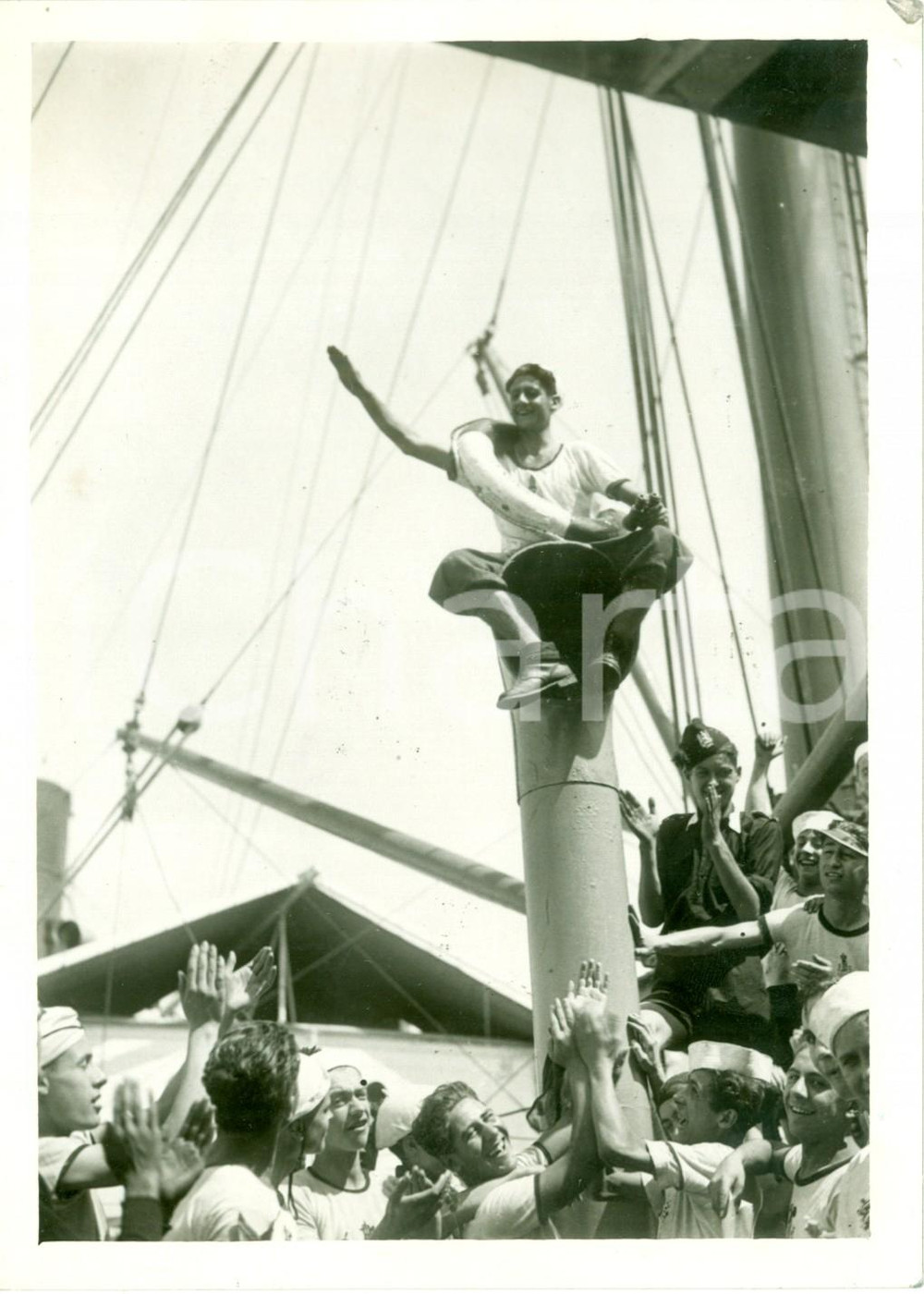 Fotografia d epoca originale 1931 BRINDISI Avanguardisti su nave Scuola Professionale Marittima Fotografia 1
