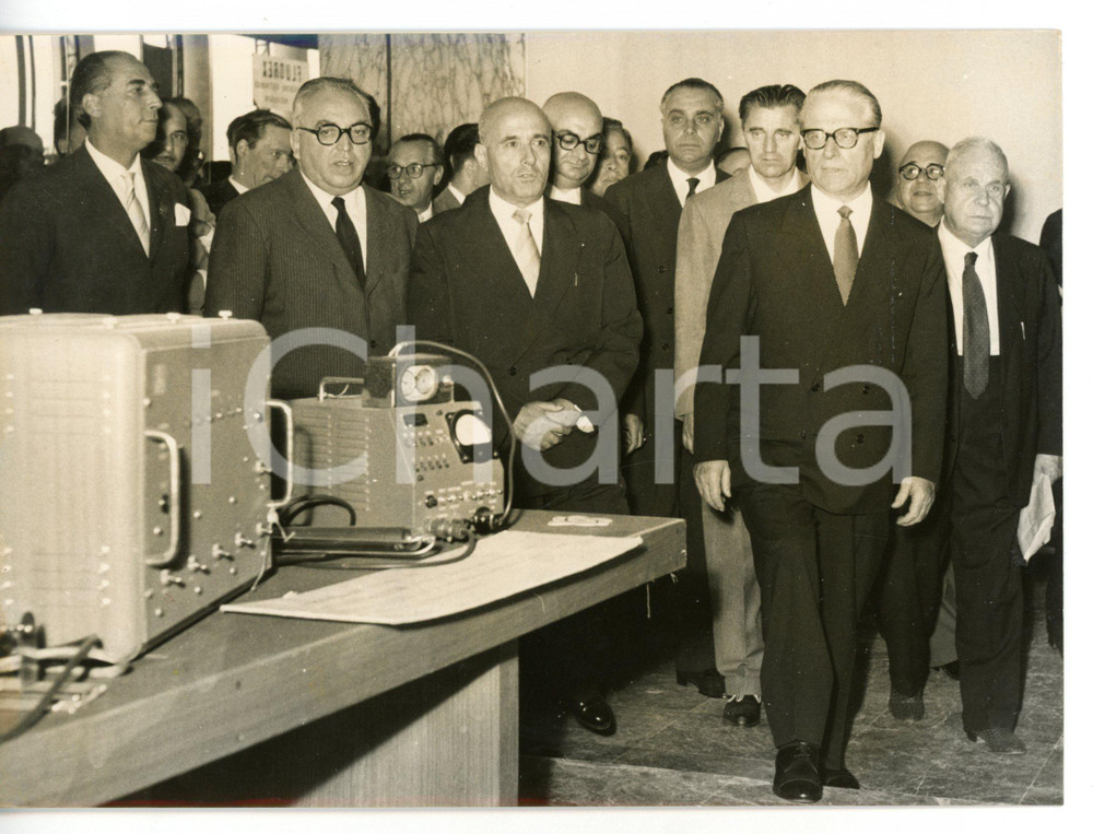 1957 ROMA IV Rassegna elettronica nucleare - Giovanni GRONCHI all'inaugurazione
