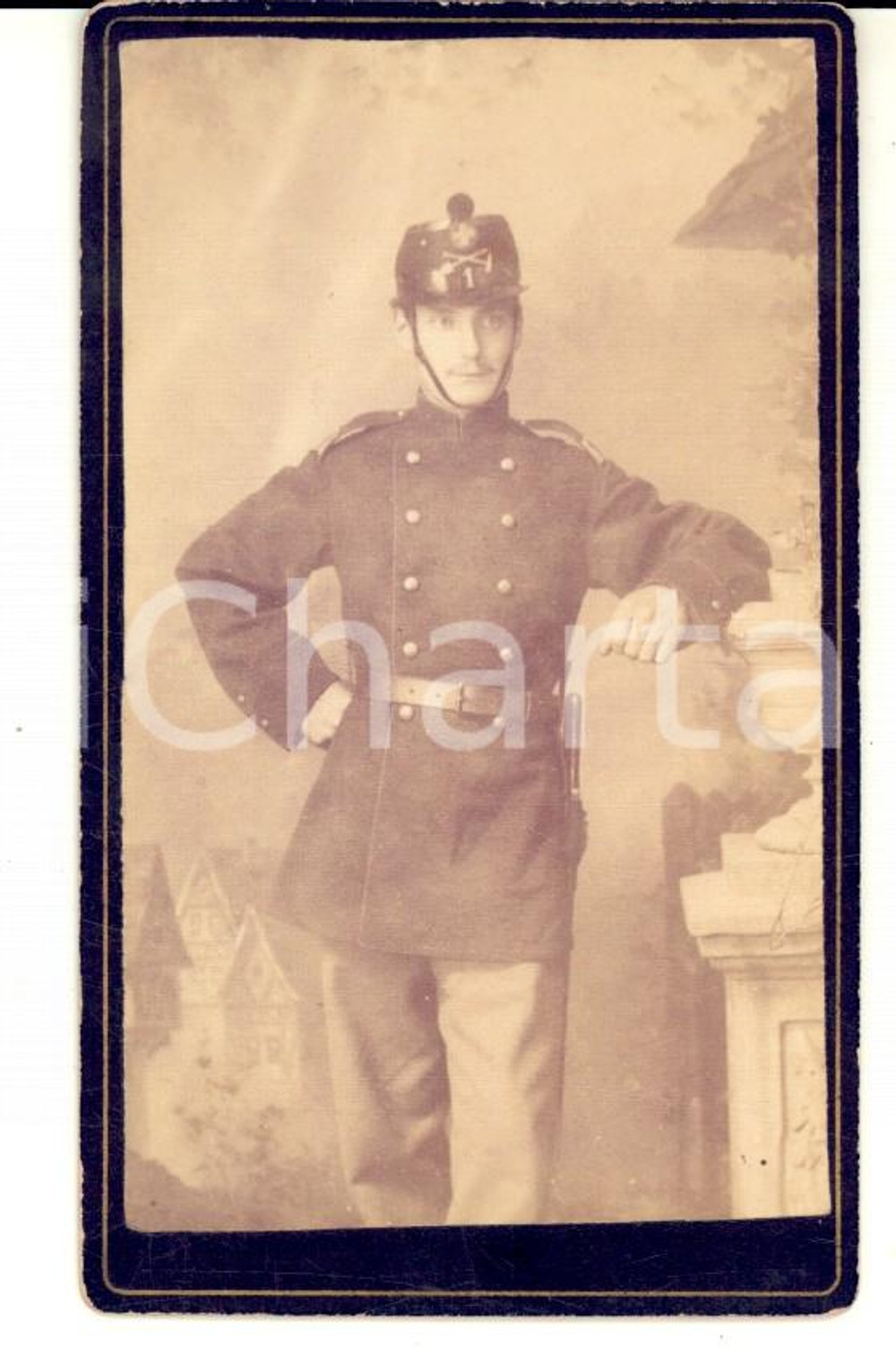 Fotografia d epoca originale 1890 ca ARMEE DE TERRE Portrait d officier 1er rÃ©giment Photo CDV 1