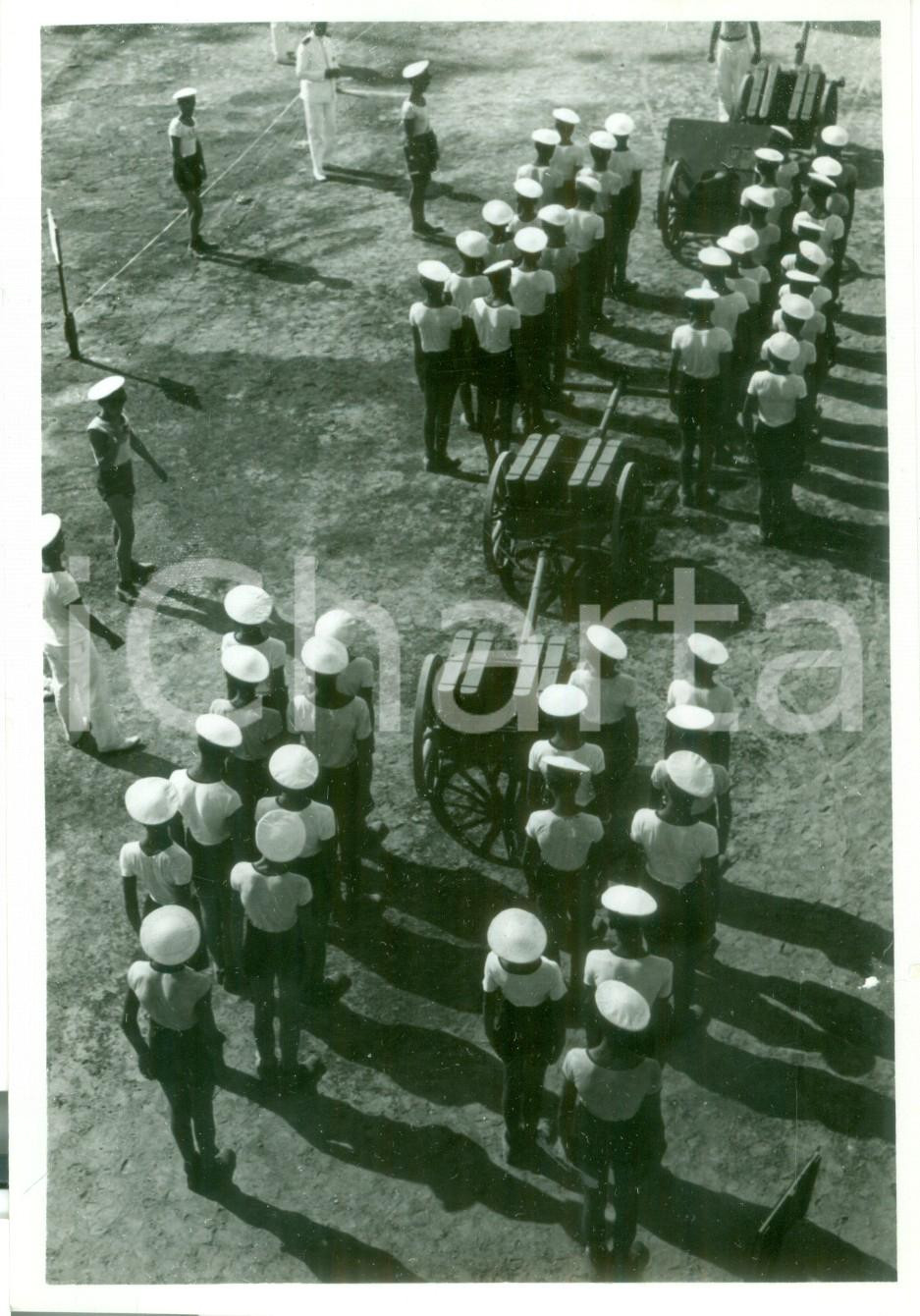 Fotografia d epoca originale 1939 GRANDI MANOVRE Balilla con carri portamunizioni Fotografia 1