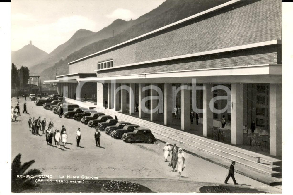 Cartolina originale da collezione 1960 ca COMO La nuova stazione FF. SS. SAN GIOVANNI Cartolina ANIMATA auto FG NV 1