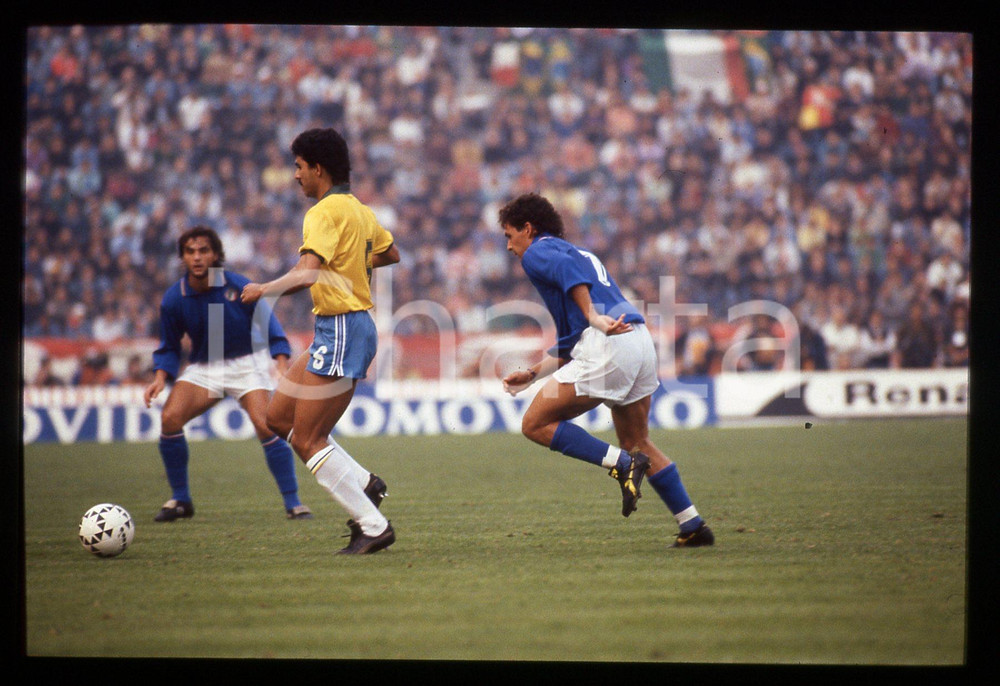 35mm vintage slide* 1989 BOLOGNA CALCIO ITALIA vs BRASILE 0-1 Roberto BAGGIO 2