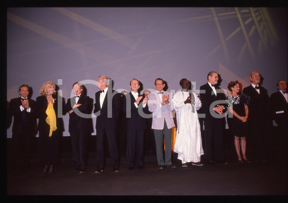 35mm vintage slide* 1990 FESTIVAL DI CANNES Monica VITTI Idrissa OUÉDRAOGO (1)