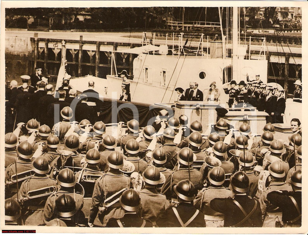 Fotografia d epoca originale 1938 BOULOGNESURMER F Re George VI sbarca dall Admiralty Yacht ENCHANTRESS 1