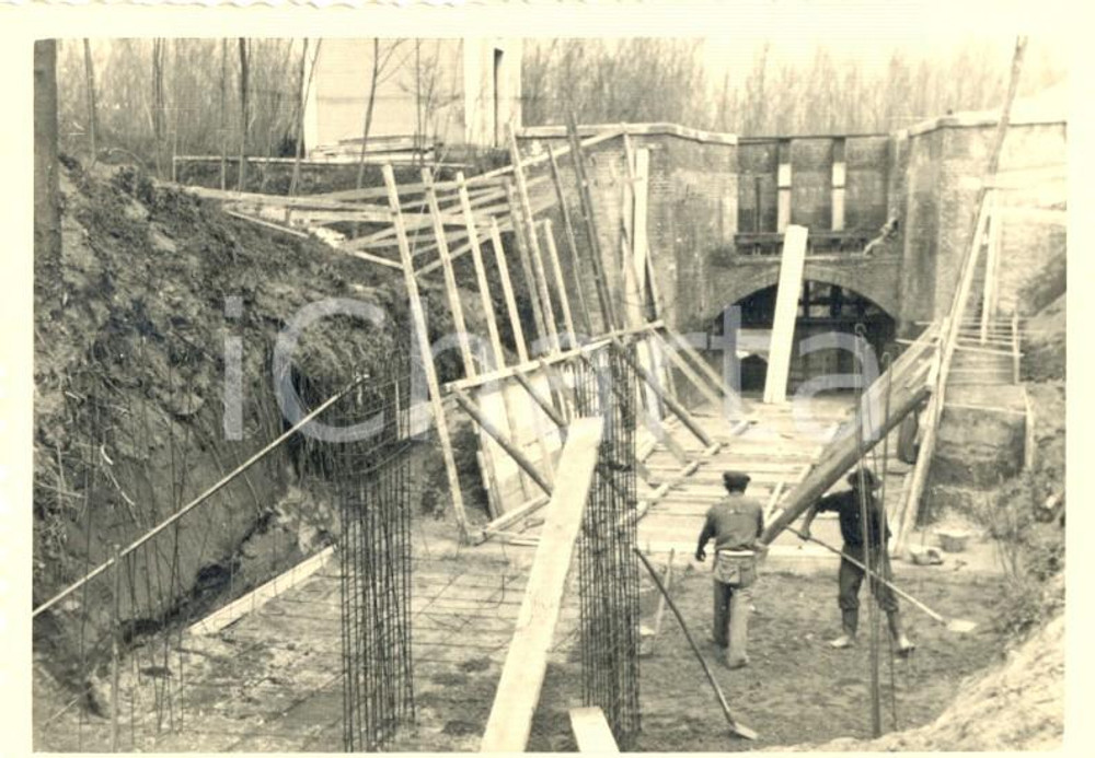 Fotografia d'epoca originale 1956 ZINASCO (PV) Lavori in difesa del CANAROLO Ditta GALANDINI *Foto 7x10 1