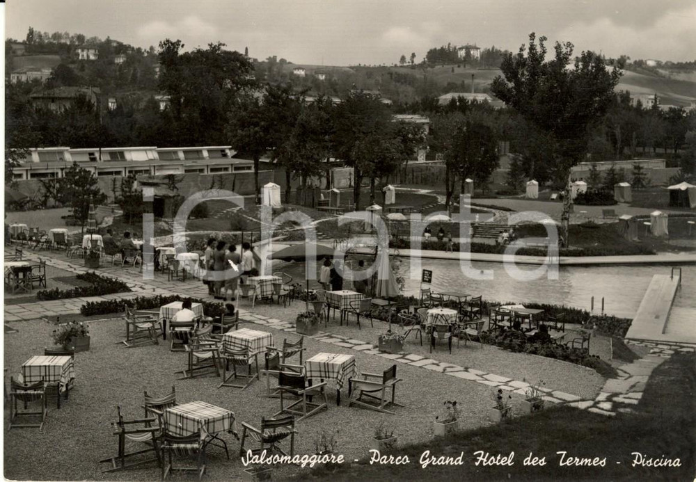 Cartolina originale da collezione 1953 SALSOMAGGIORE (PR) Parco Grand Hotel DES TERMES e piscina *Cartolina FG VG 1