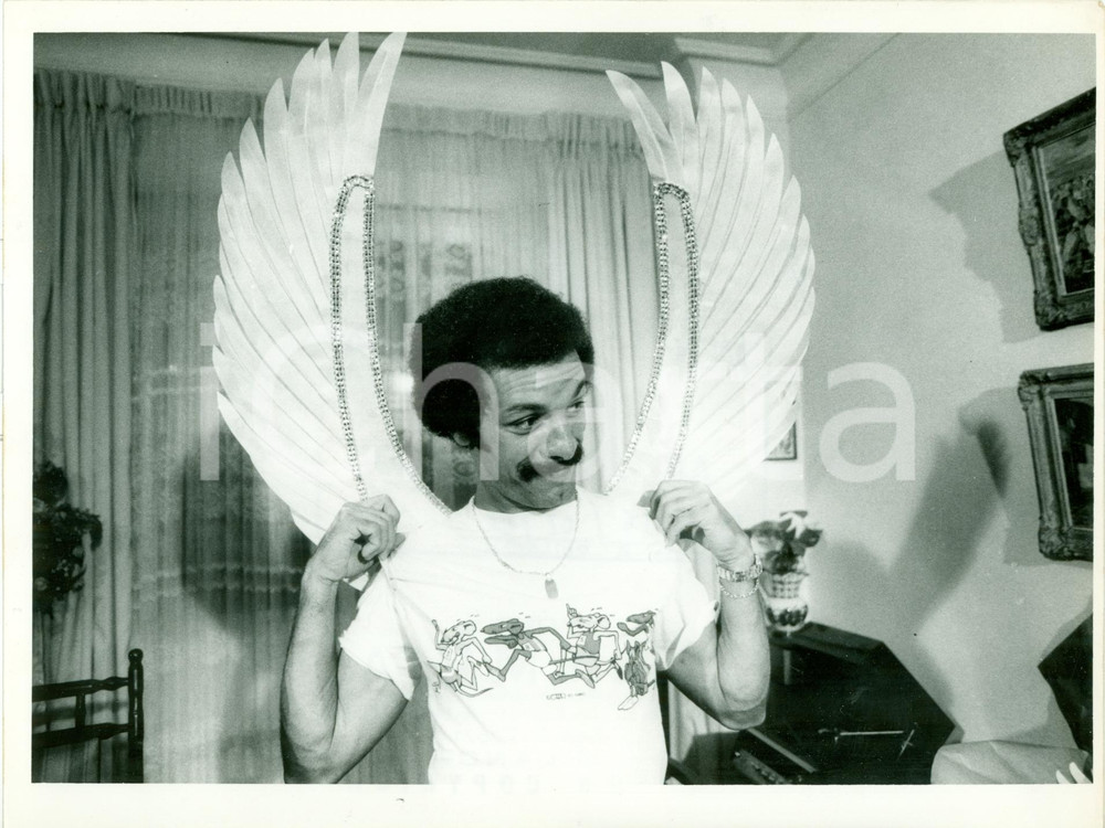 Fotografia d epoca originale 1983 RIO DE JANEIRO Leovegildo JUNIOR in costume per CARNEVALE Foto 1