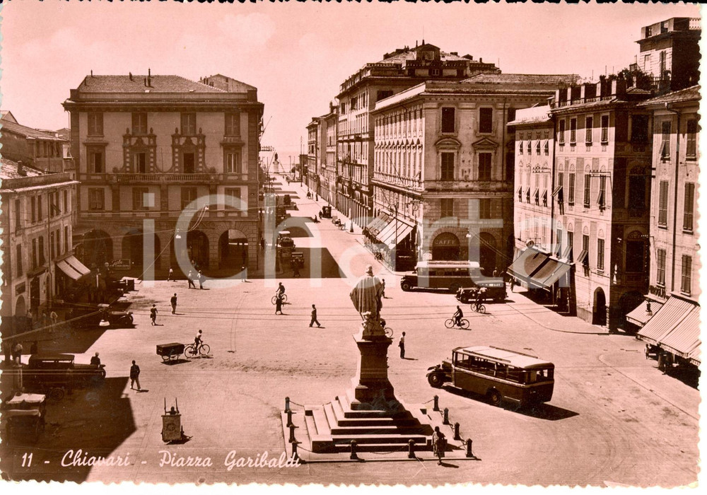 Cartolina originale da collezione 1951 CHIAVARI (GE) Piazza GARIBALDI ora Piazza GIACOMO MATTEOTTI *FG VG 1