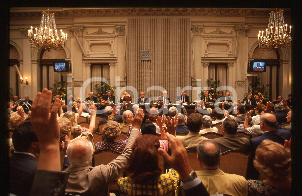 35mm vintage slide* 1995 ca TRIESTE ASSICURAZIONI GENERALI Assemblea azionisti 6