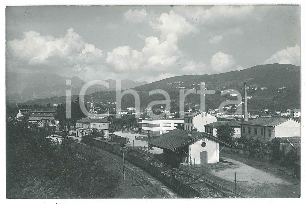 Fotografia d epoca originale 1950 ca LOMBARDIA  BRIANZA  OGGIONO Veduta con la stazione Fotografia 15x9 1