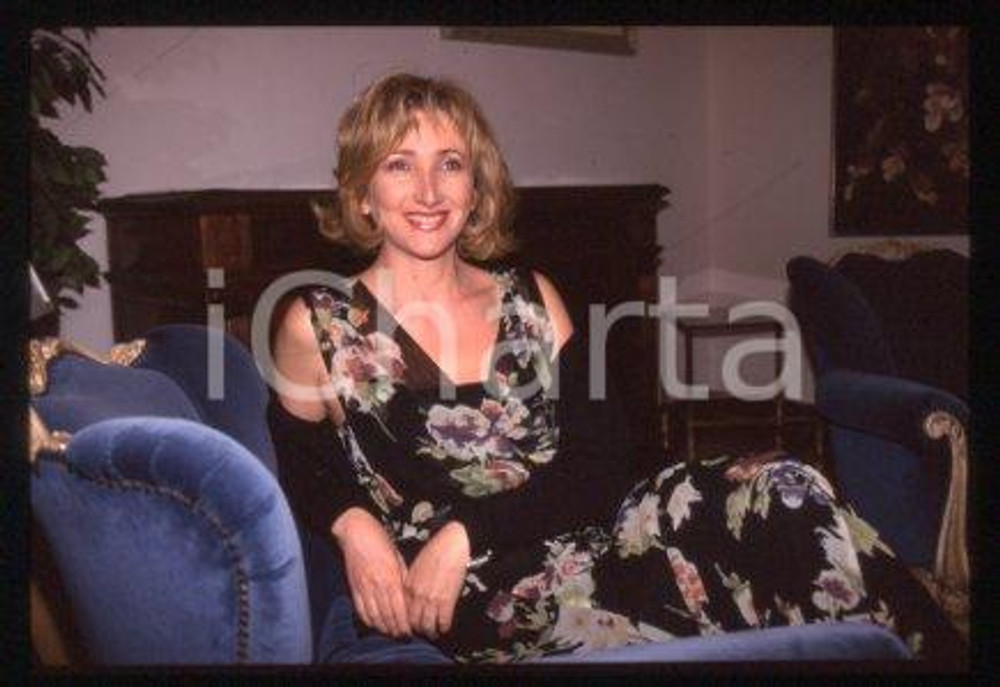 35mm vintage slide* 1998 ca RAI1 ITALY - Portrait of Actress Lunetta SAVINO (6)