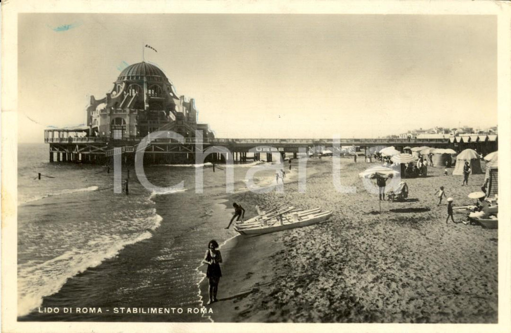 Cartolina originale da collezione 1935 OSTIA LIDO ROMA Bagnanti e mosconi in spiaggia e ROTONDA Cartolina FP VG 1