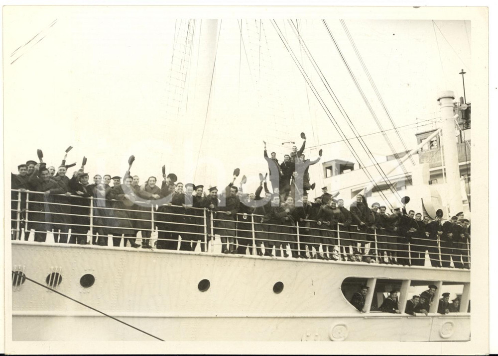 Fotografia d epoca originale 1939 NAPOLI Battaglione San Marco torna da TIENTSIN SHANGHAI  Foto 18x13 cm 1