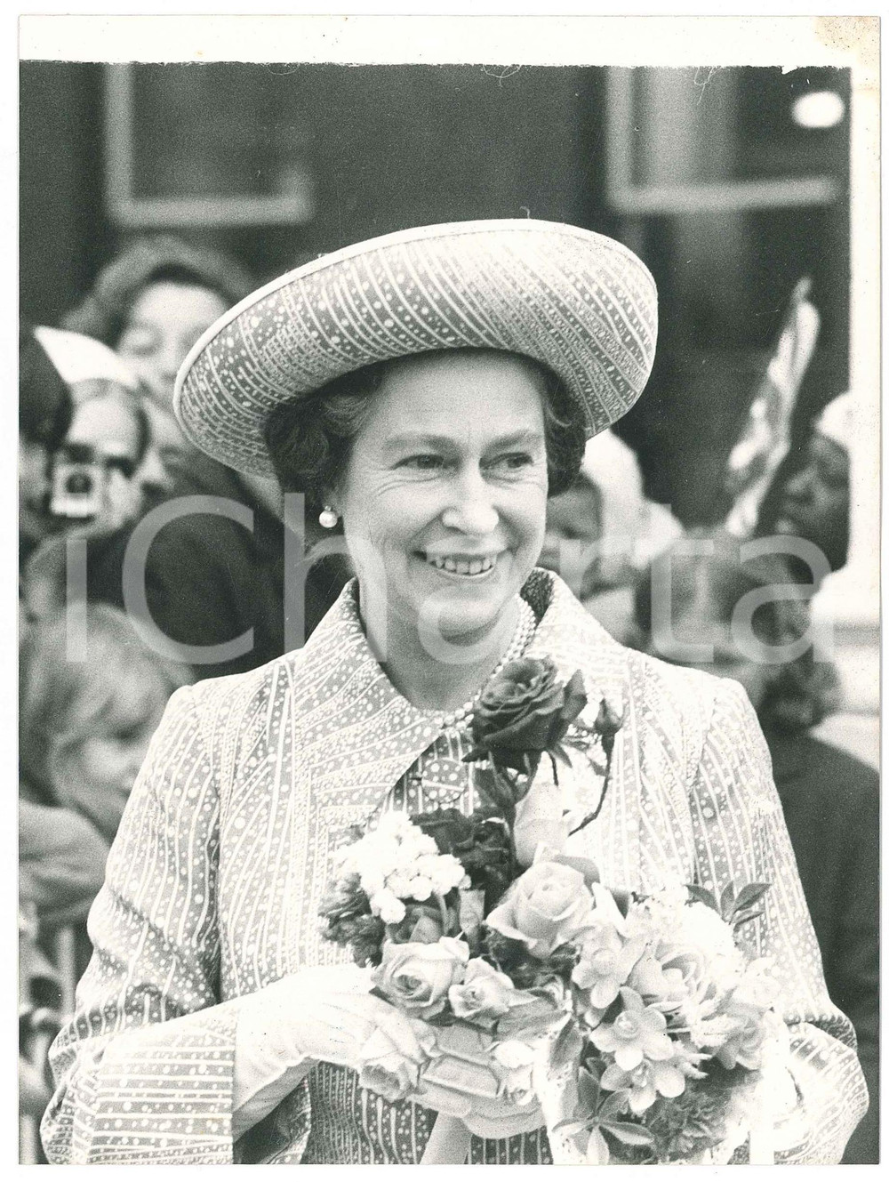 Fotografia d epoca originale 1977 DERBY  Queen ELIZABETH II  Silver Jubilee  Portrait Photo 15x20 cm 1
