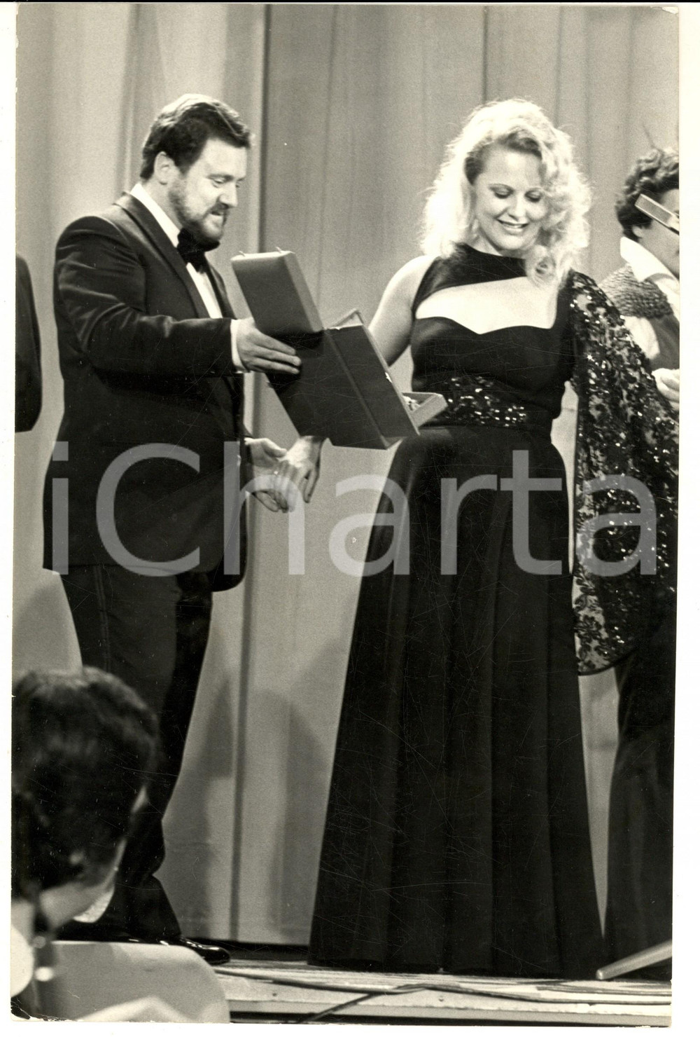 1975 FESTIVAL DI SANREMO La vincitrice GILDA sul palco (3) *Fotografia 20x30 cm