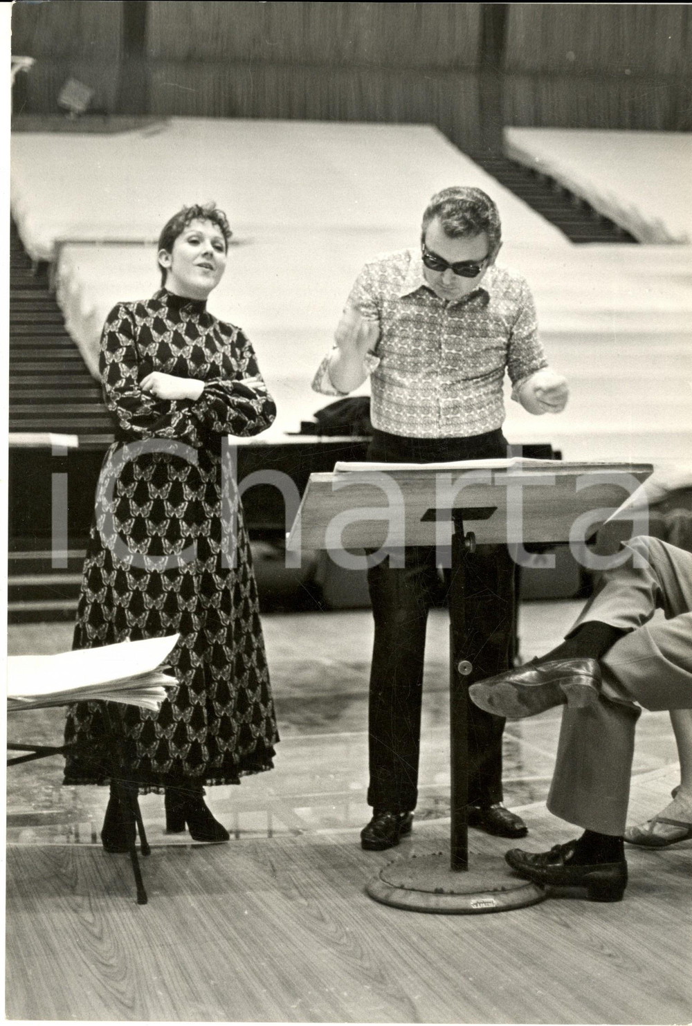 1970 ca COSTUME Cantante Orietta BERTI durante sessione di prove - Foto 20x30 cm