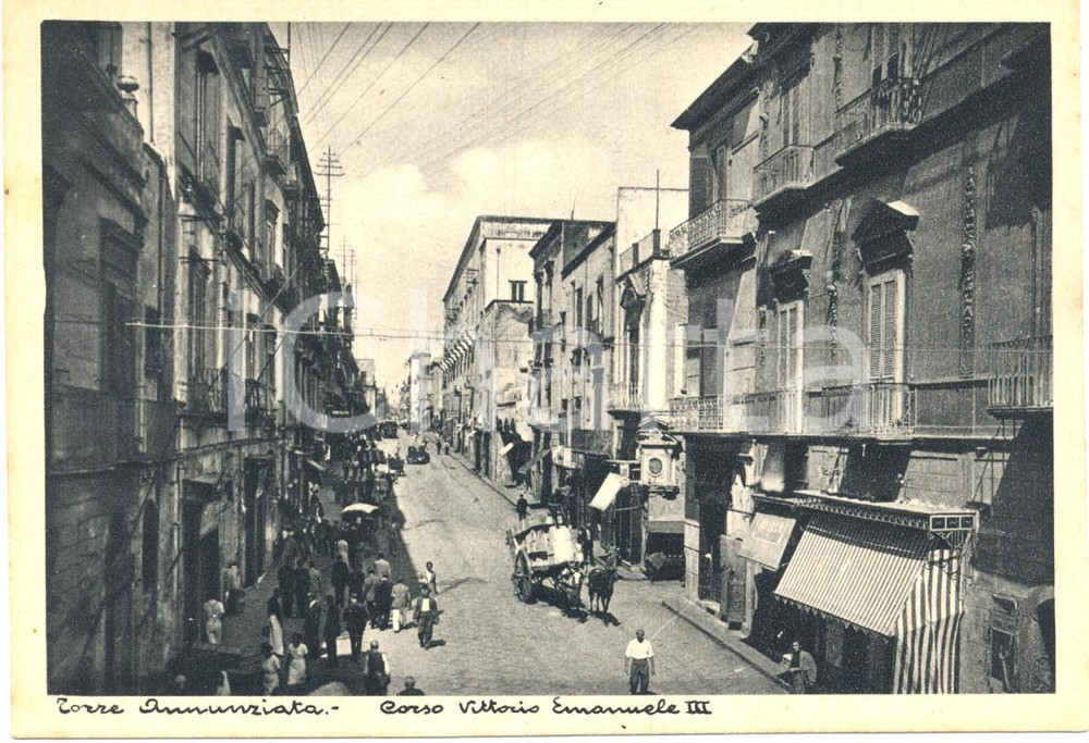 Cartolina originale da collezione 1935 ca TORRE ANNUNZIATA Scorcio di Corso VITTORIO EMANUELE III ANIMATA FG NV 1
