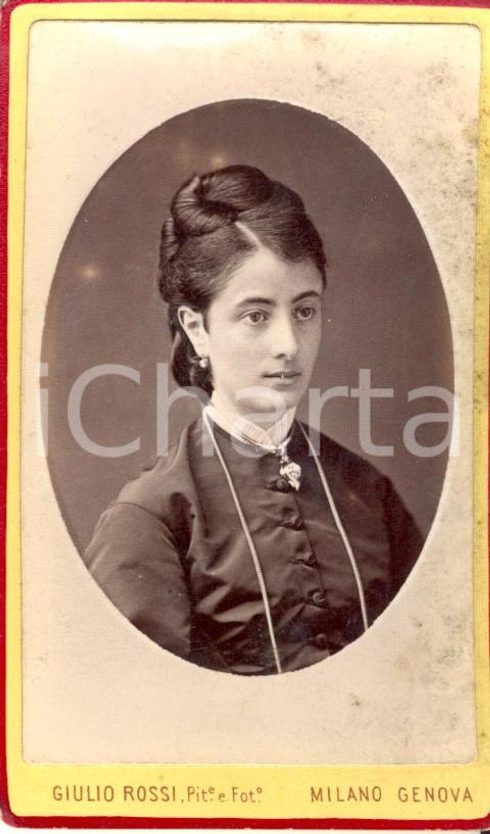 Fotografia d'epoca originale 1890 ca GENOVA Ritratto di giovane donna con monile *Fotografia GIULIO ROSSI 1