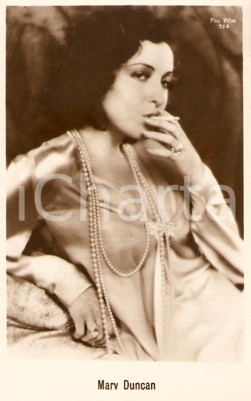 Cartolina originale da collezione 1930 ca CINEMA Actress Mary DUNCAN smokes cigarette *Cartolina FP NV 1