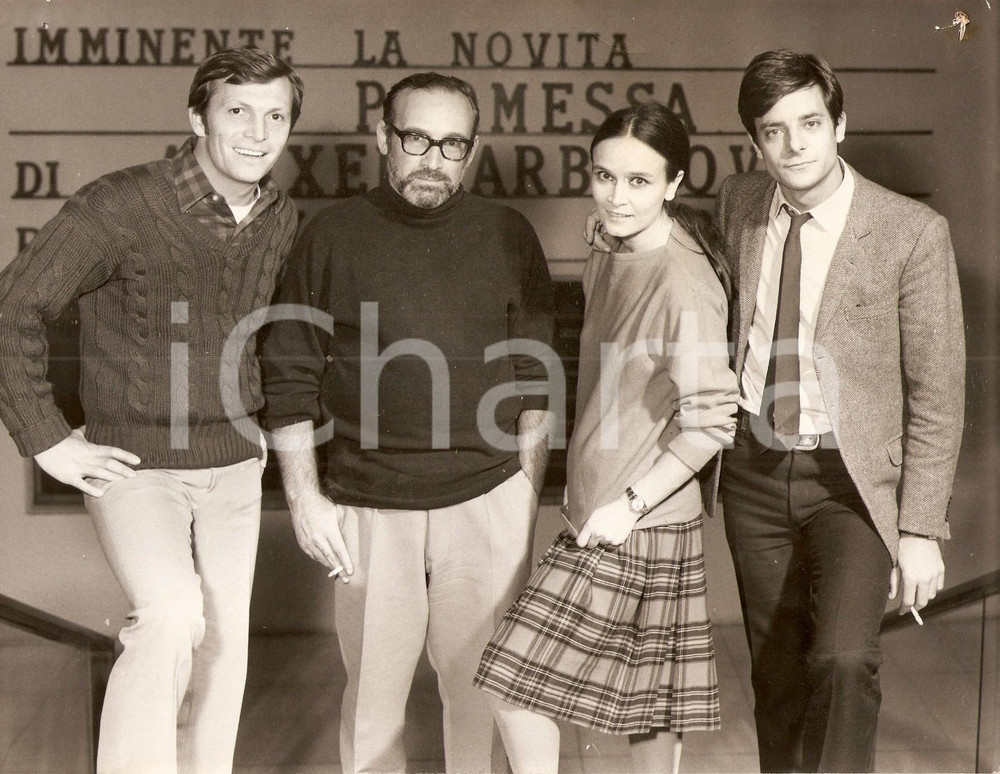Fotografia d epoca originale 1967 TEATRO La Promessa Giancarlo GIANNINI Umberto ORSINI Regia Valerio ZURLINI 1