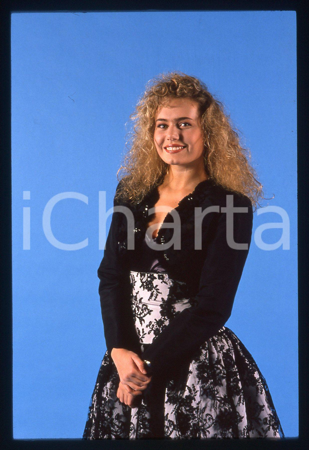 35mm vintage slide* 1989 CANALE 5 Ylenia CARRISI - Ritratto della showgirl (74)