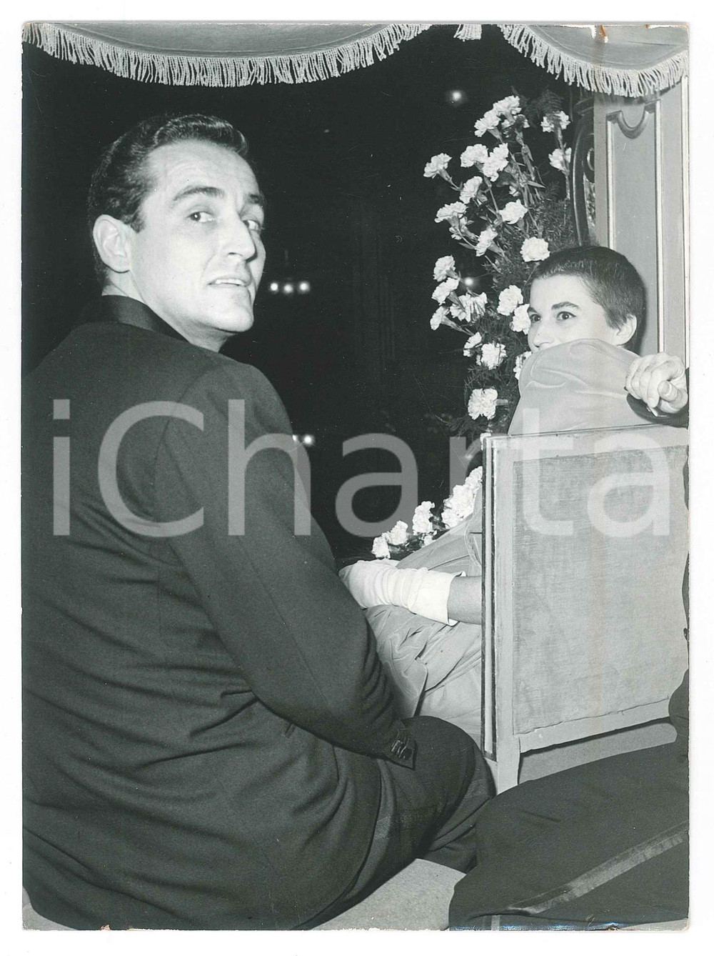 Fotografia d epoca originale 1960 ca TORINO  TEATRO CARIGNANO Vittorio GASSMAN  Foto 13x18 cm 1
