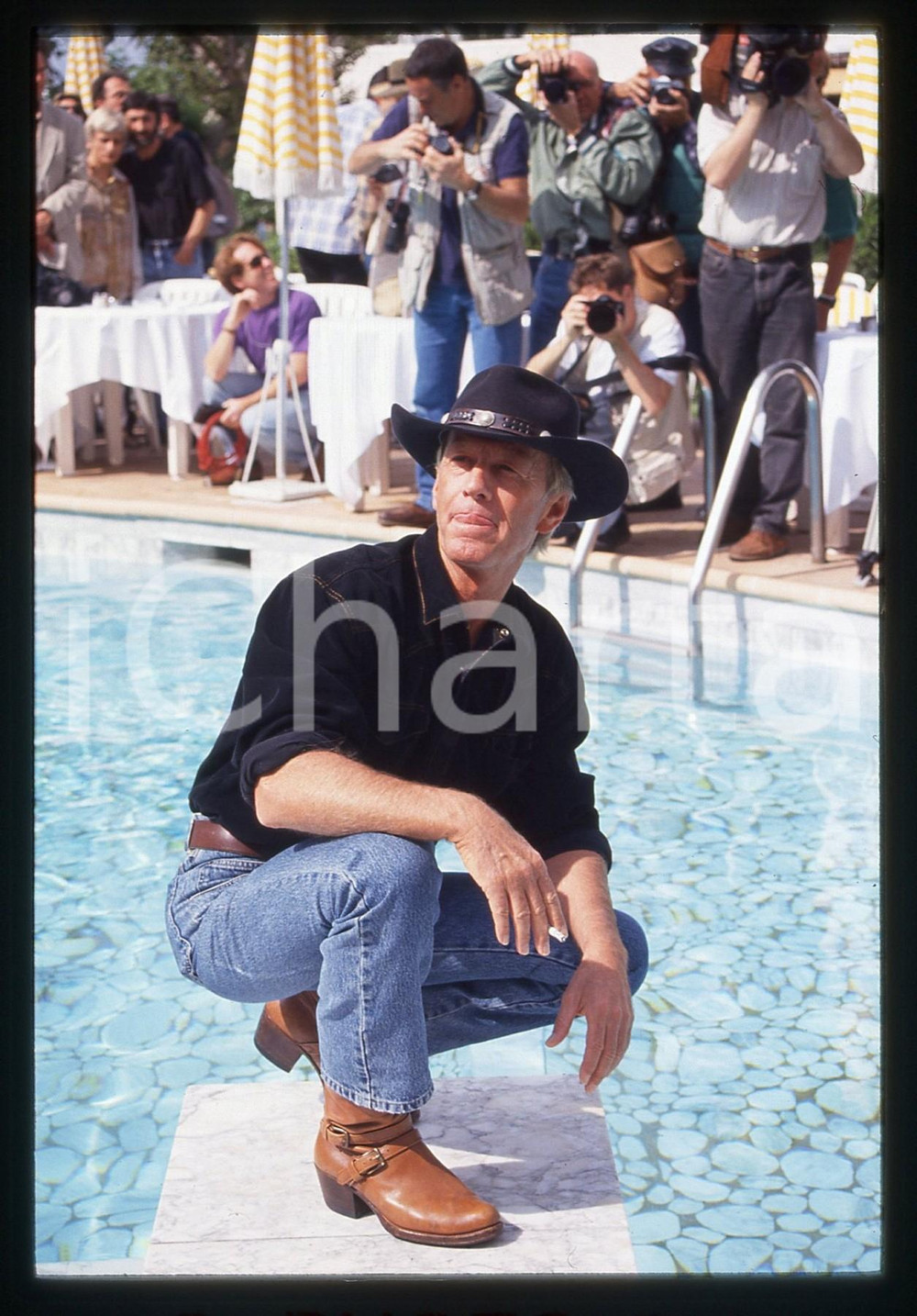 35mm vintage slide* 1994 FESTIVAL DI CANNES Paul HOGAN - Photocall (7)