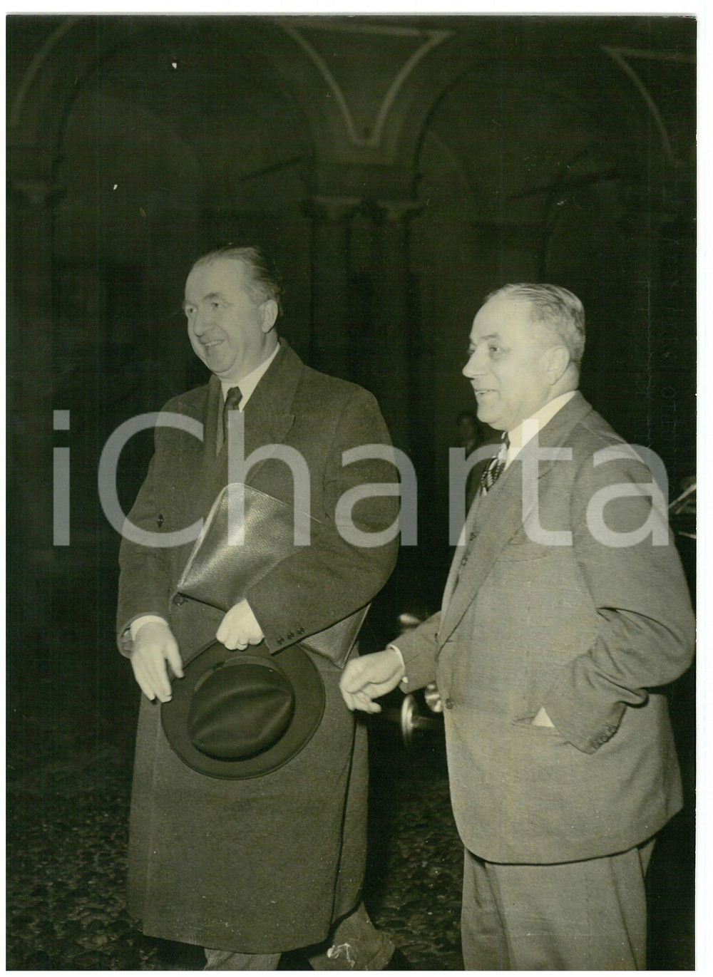 1955 ca PREFETTURA DI MILANO Arrivo del presidente del Consiglio Giuseppe PELLA 