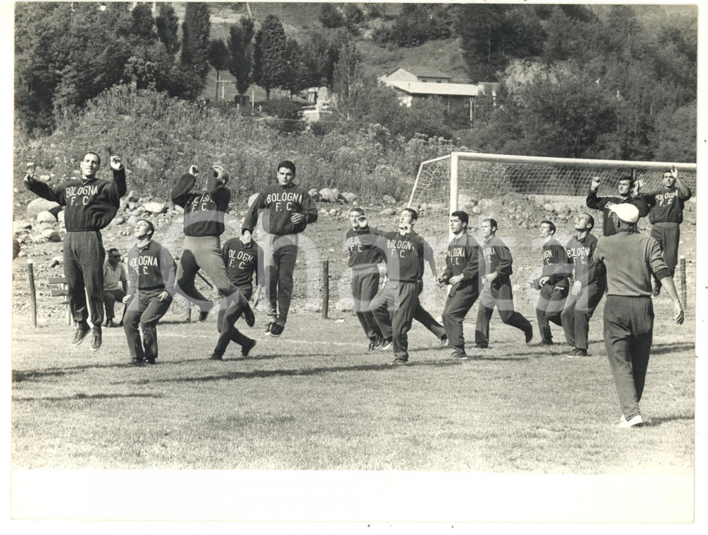 1964 PIEVEPELAGO CALCIO Raduno BOLOGNA FC - Allenamento della squadra *Foto