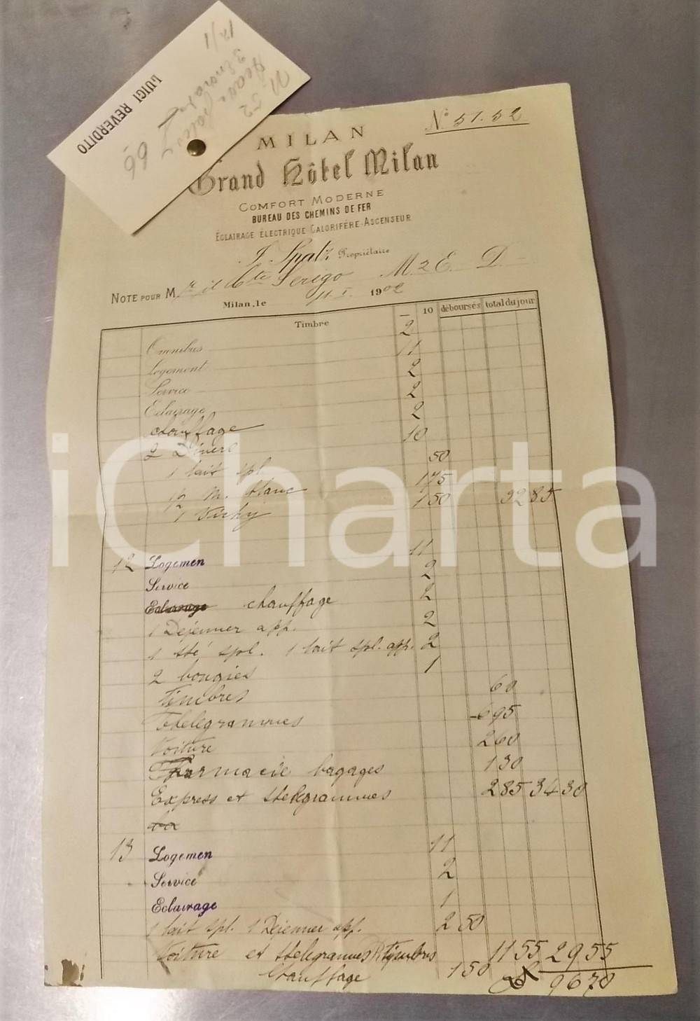 1902 MILANO - GRAND HOTEL MILAN - Fattura intestata con bollo Fattura manoscritta, con marca da bollo e biglietto allegato con fermacampione, intestato a Luigi Reverdito.CONDIZIONI: FAIR (piegature d'epoca)PAGINE: 1 (2 facciate)     originale e autentica 1