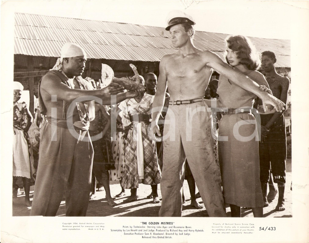 Fotografia d epoca originale 1954 GOLDEN MISTRESS John AGAR protegge Rosemarie STACK da indigeni Foto 1