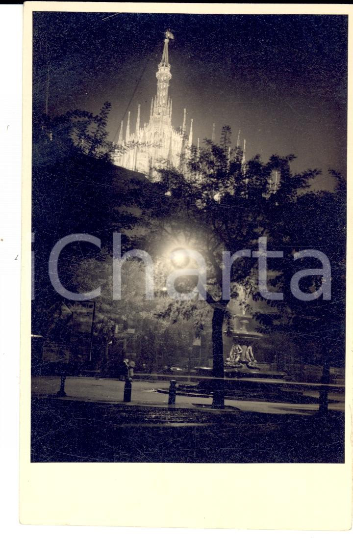 Fotografia d'epoca originale 1930 ca MILANO Veduta notturna da PIAZZA FONTANA *Fotografia FP 1