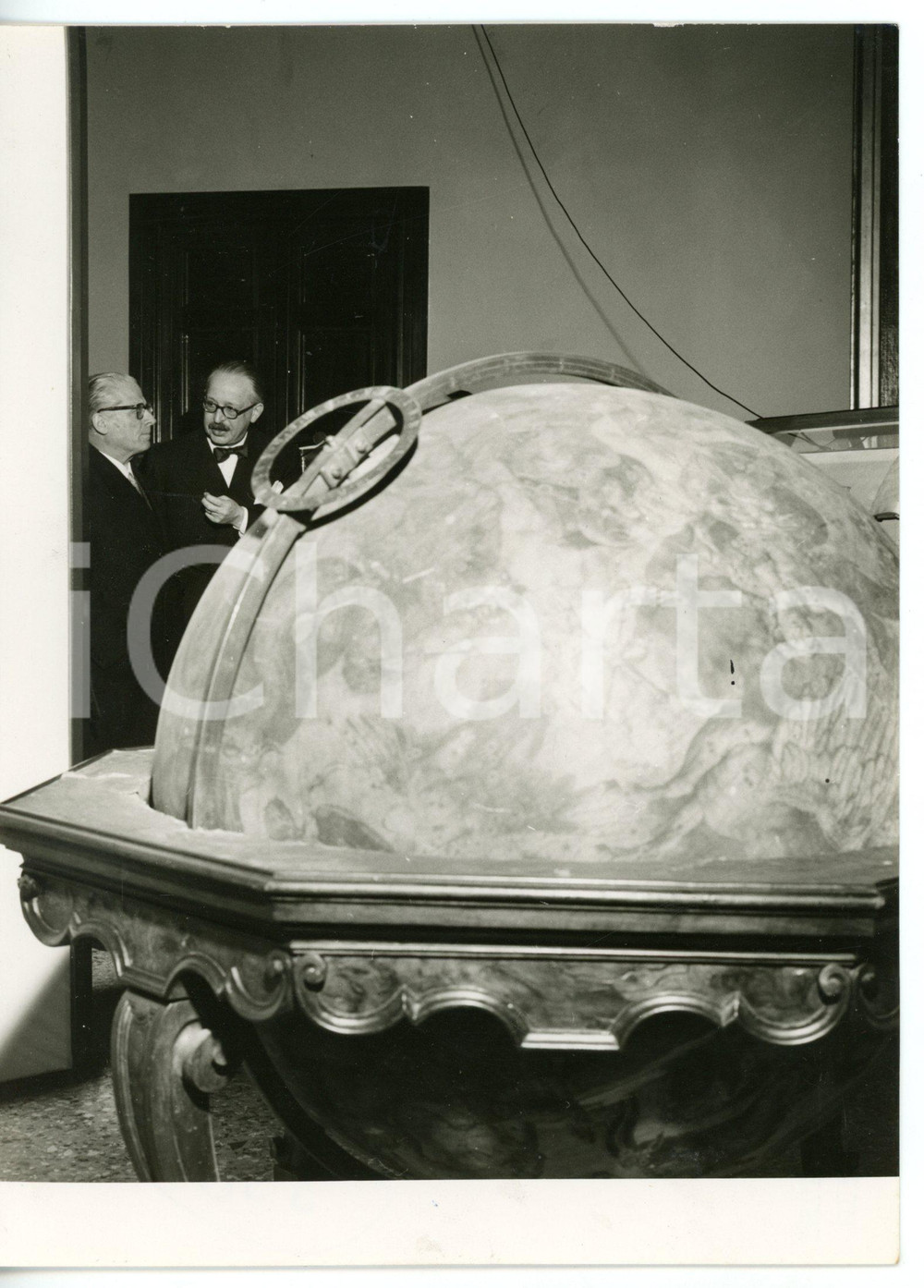 1957 MILANO Mostra storica della scienza italiana - Giovanni GRONCHI in visita 