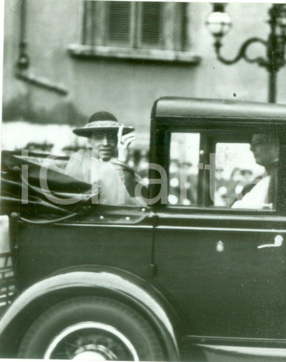 Fotografia d epoca originale 1939 ROMA Papa PIO XII lascia il QUIRINALE in automobile Fotografia 1