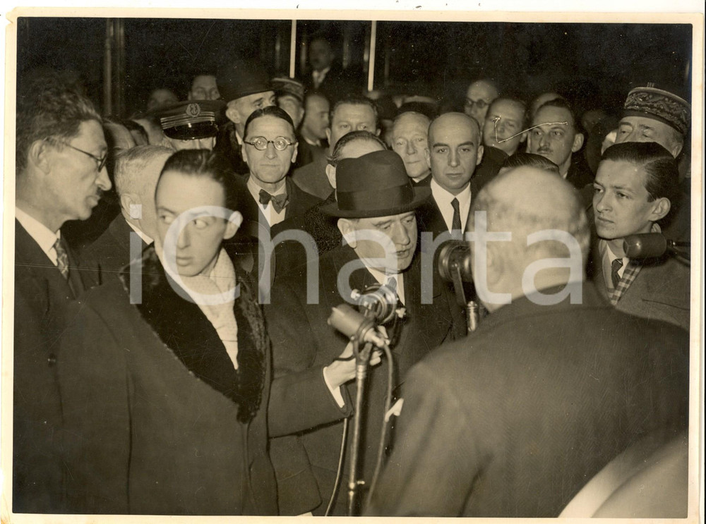 Fotografia d epoca originale 1938 PARIS Gare de Lyon  Rientro di Edouard DALADIER dal viaggio a Tunisi Foto 1