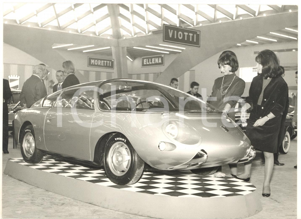 1962 TORINO Salone dell'Auto - FIAT 600D/1000 Record Sperimentale (Vignale) Foto