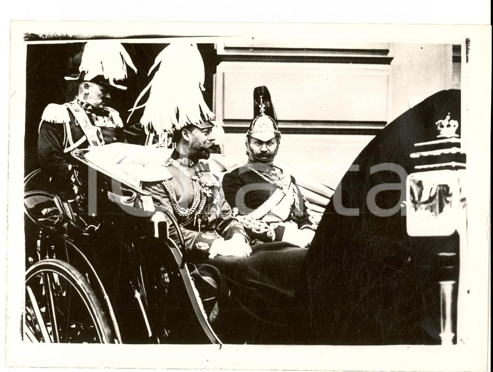 Fotografia d epoca originale 1920 ca BERLINO Incontro tra GIORGIO V e GUGLIELMO II Foto riproduzione 18x13 1