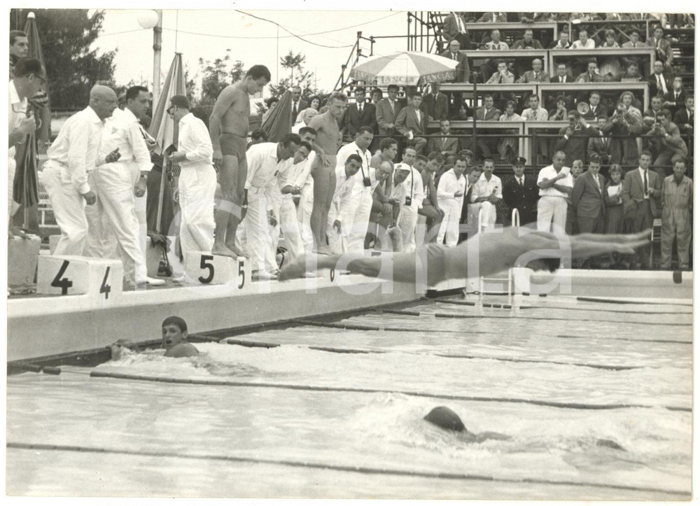 1959 TORINO UNIVERSIADI NUOTO Staffetta 4x100 maschile - ITALIA in gara *Foto
