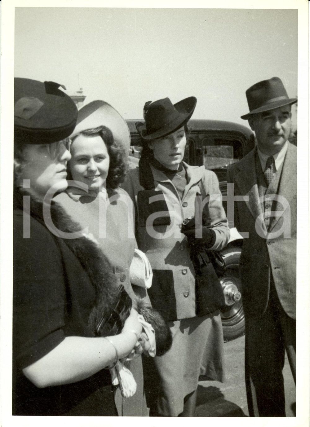 Fotografia d epoca originale 1939 ROMA Brigitte HORNEY Attrice tedesca arriva all aeroporto Fotografia 1