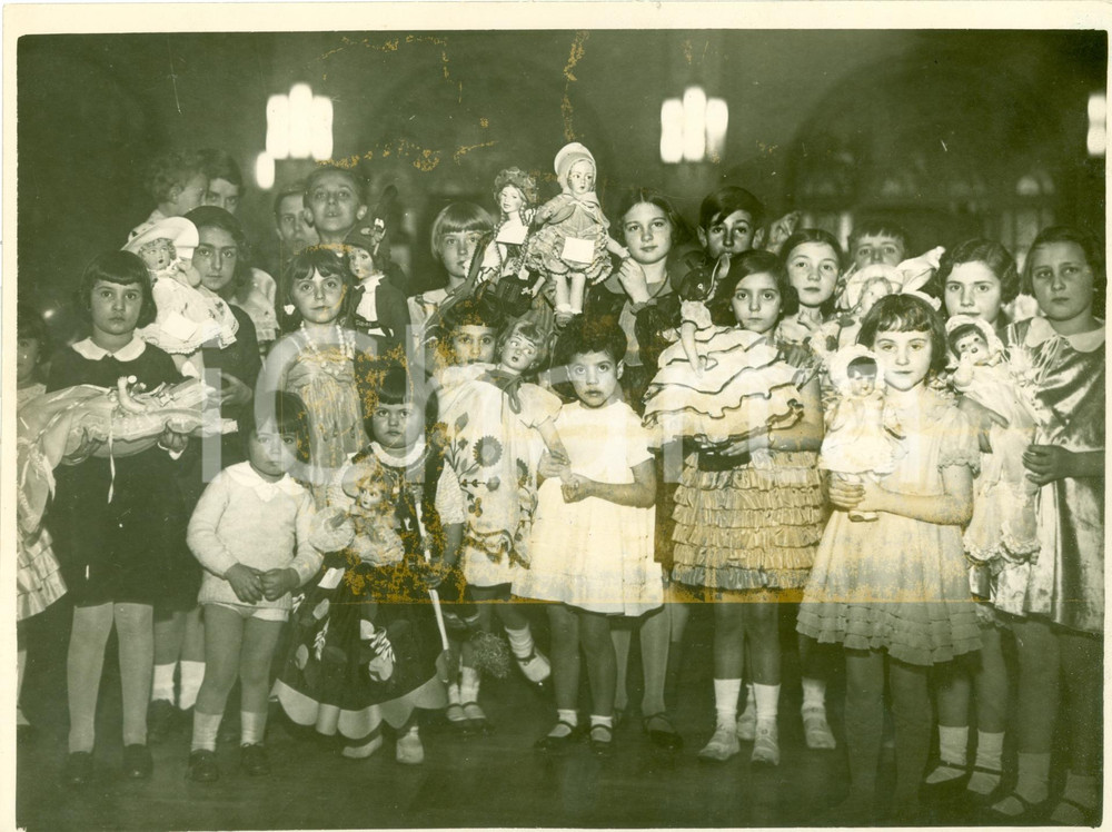 Fotografia d epoca originale 1932 MILANO Bambini a festa della bambola Giaridno dell ODEON Fotografia 1