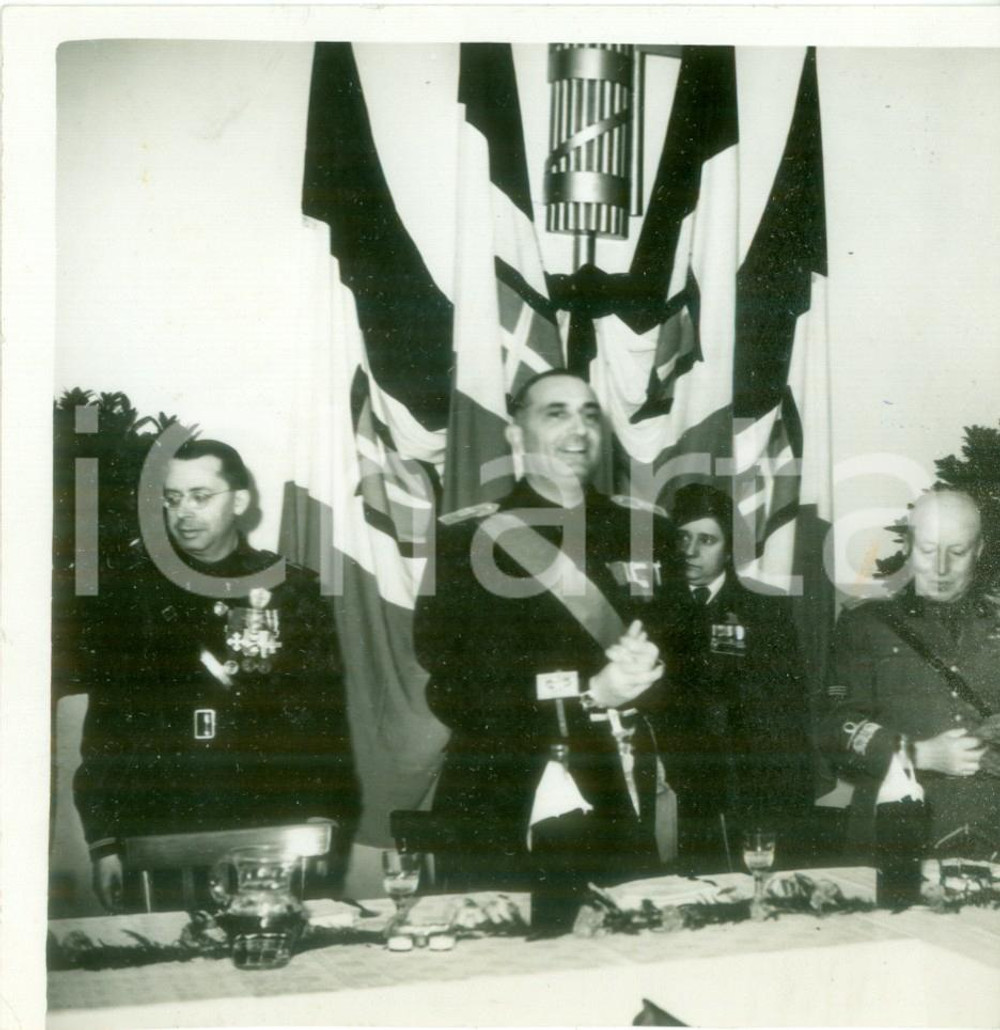 Fotografia d epoca originale 1939 MILANO Rino PARENTI e Giacomo ACERBO durante una conferenza Fotografia 1
