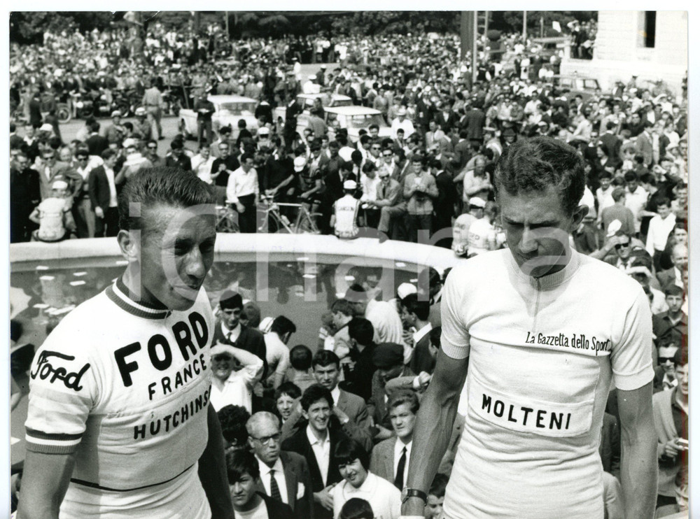 1966 CICLISMO GIRO D'ITALIA TRIESTE Jacques ANQUETIL e il vincitore Gianni MOTTA