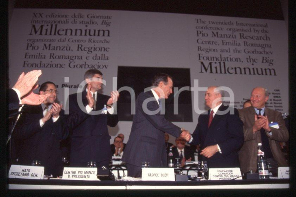 35mm vintage slide* 1994 RIMINI “Pio Manzù” George BUSH Michail GORBACHEV  (1)