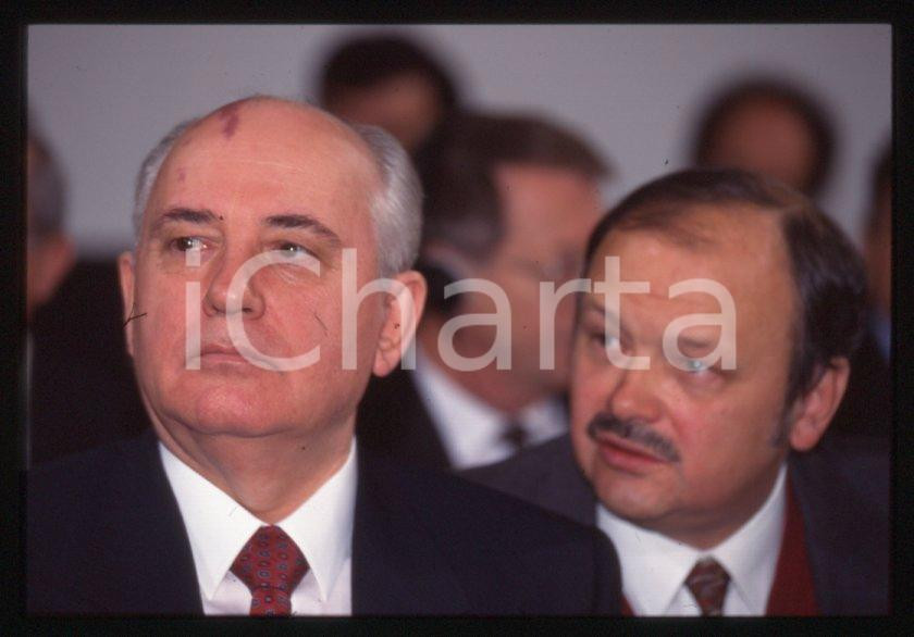 Fotografia d epoca originale 35mm vintage slide 1994 RIMINI â€œPio ManzÃ¹â€ Michail GORBACHEV  POPOV 1 1