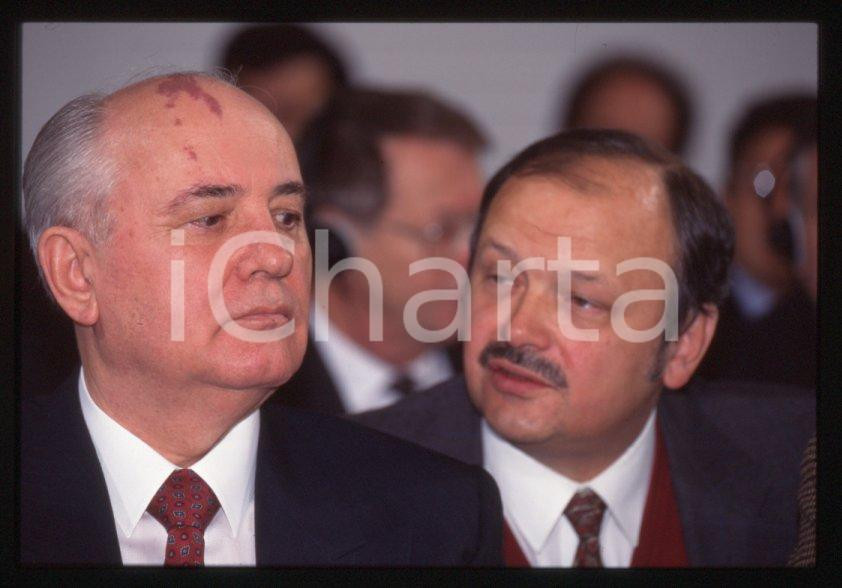Fotografia d epoca originale 35mm vintage slide 1994 RIMINI â€œPio ManzÃ¹â€ Michail GORBACHEV  POPOV 2 1