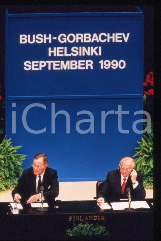 Fotografia d epoca originale 35mm vintage slide 1990 HELSINKI Summit  Michail GORBACHEV George BUSH 3 1